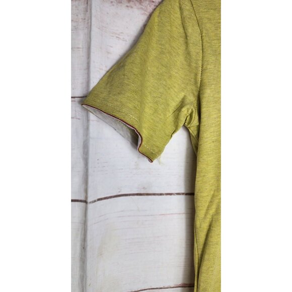 Vassari Los Angeles Mustard Yellow V-Neck Designer Shirt Small – Stylish Cut Hem - Picture 10 of 12